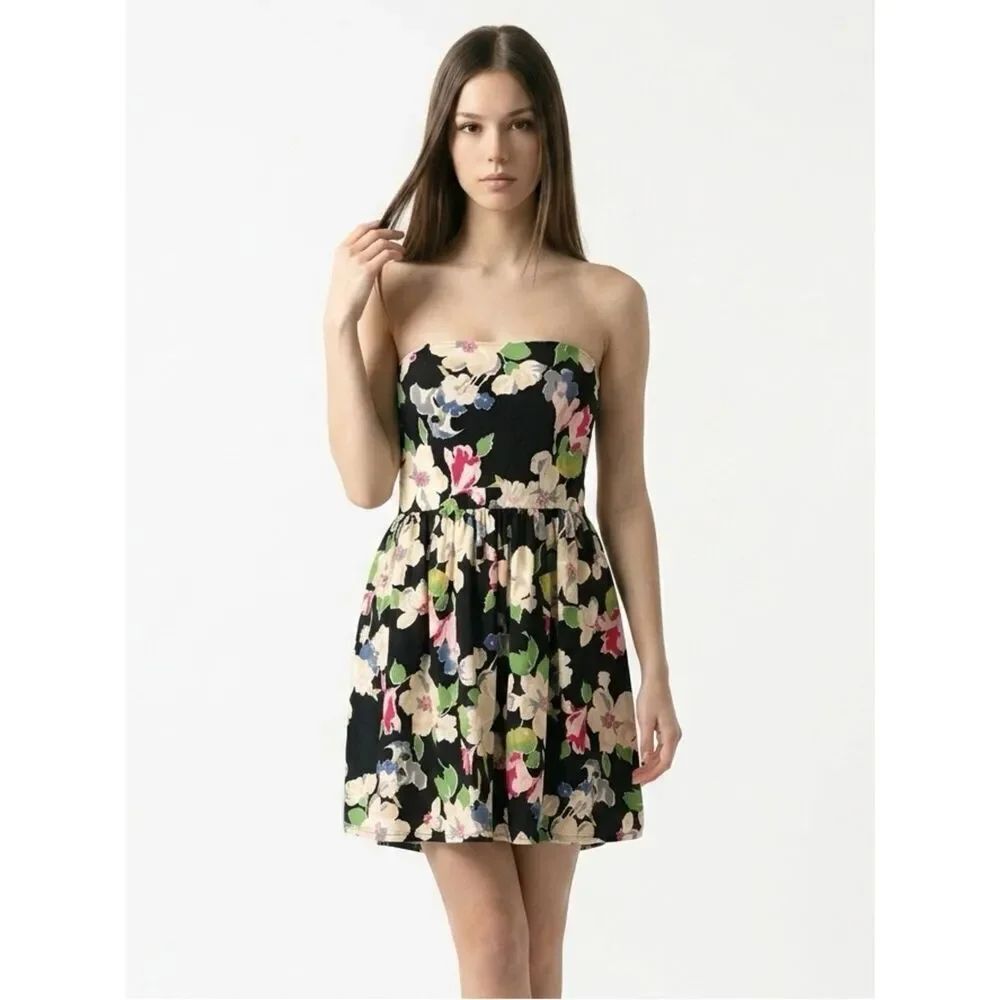 KIMCHI BLUE | URBAN OUTFITTERS Strapless Dress L